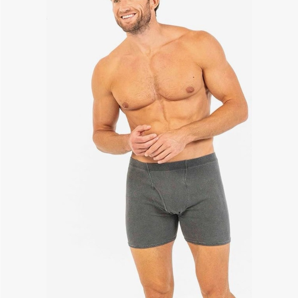 NWT Gildan Men's package of Boxer Briefs L